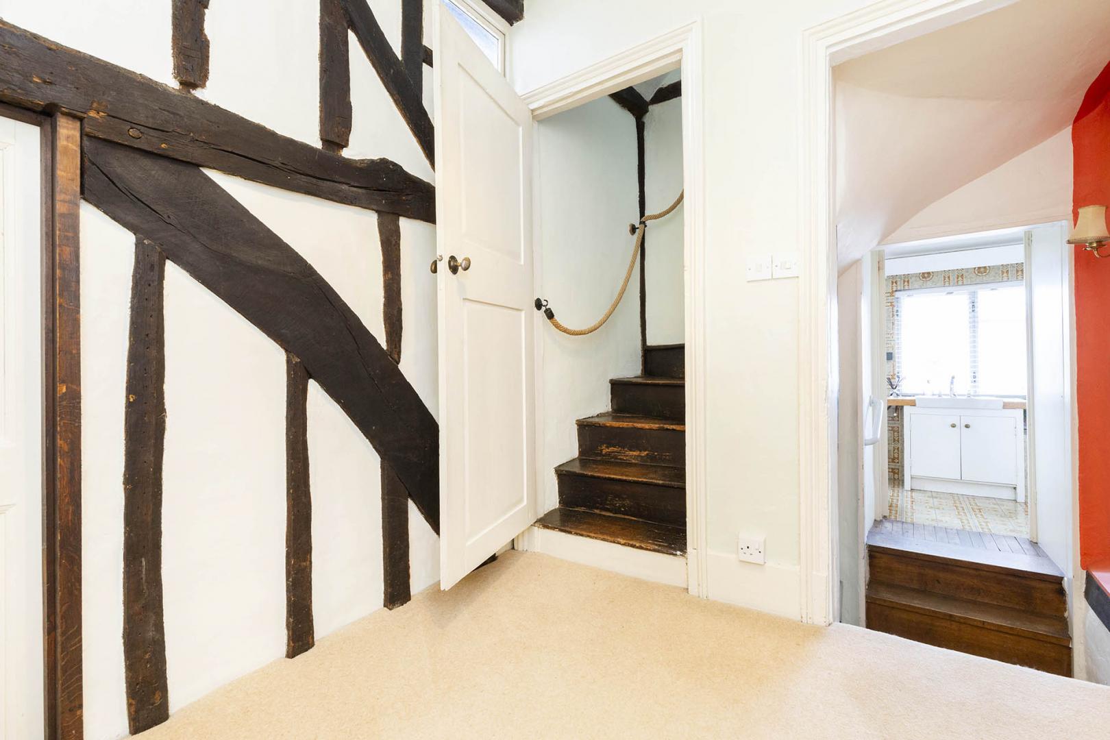 Unique Detached House Totteridge Common, Totteridge